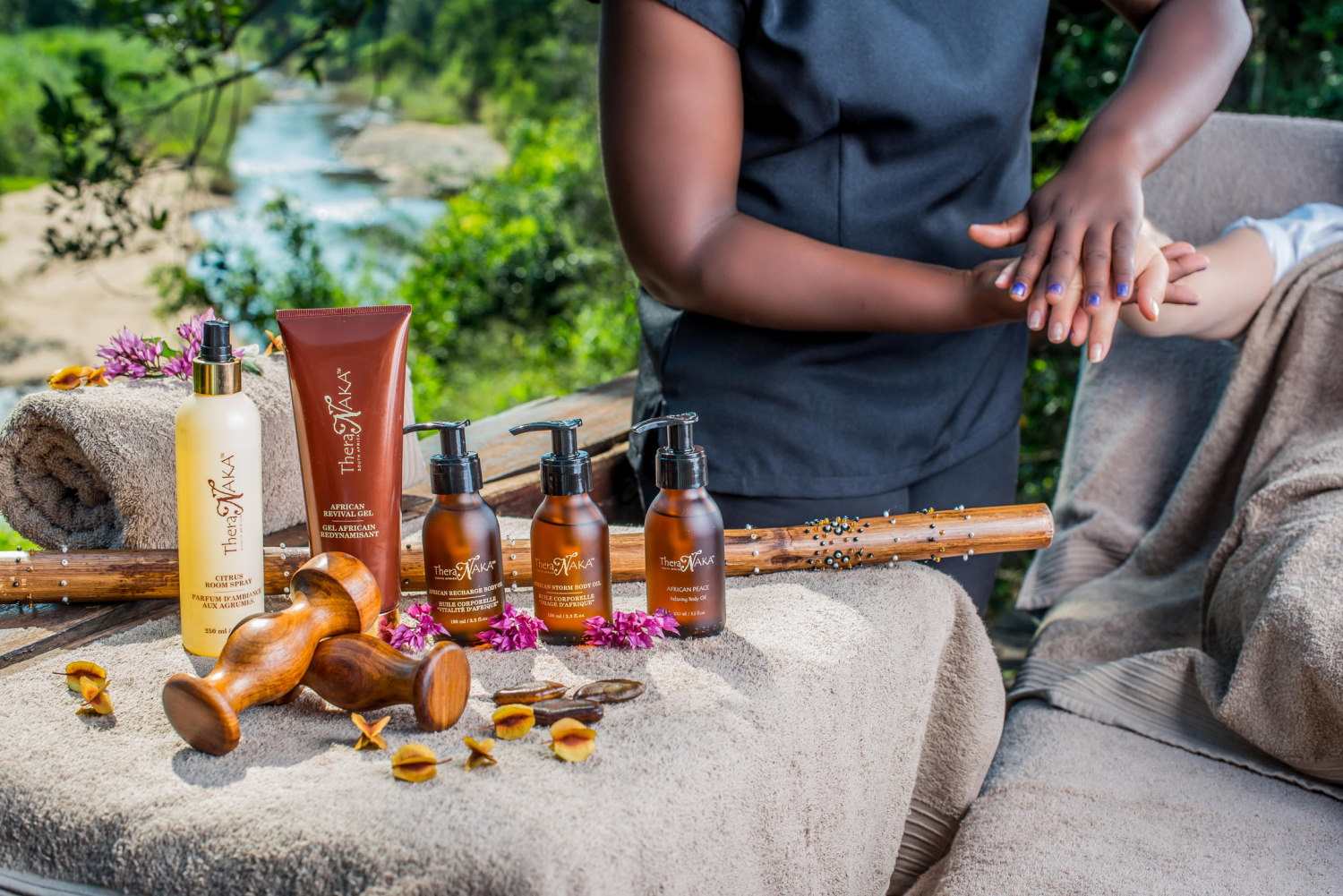 Karongwe River Lodge, Karongwe Private Game Reserve - Luxury Safari Accommodation Bookings